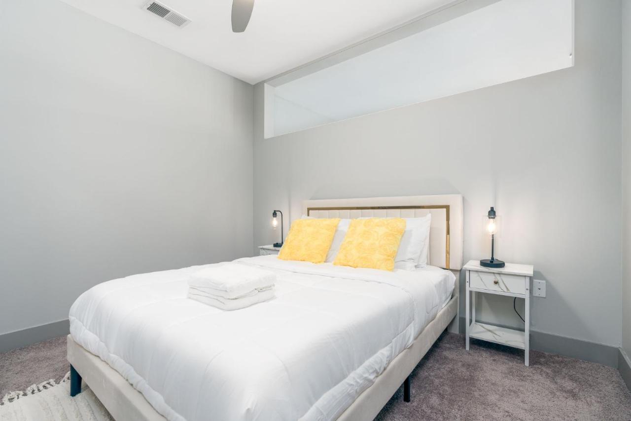 Stylish 1Br Apartment With View Indianapolis Esterno foto